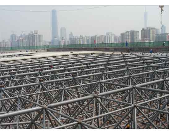 和龙新建铁路干线广州调度网架工程
